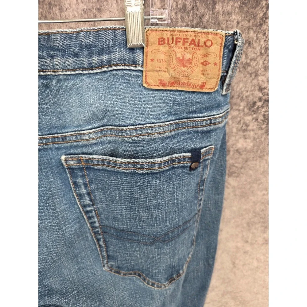Buffalo David Bitton Jeans Mens 40 X 30 Blue Driven Relaxed Straight Whiskers